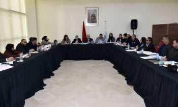 الغرفة تشارك في اجتماع اللجنة الثقافية بمقر الجهة للتداول بشأن مشروع اتفاقية لإحداث متحف بحري بمدينة أصيلة